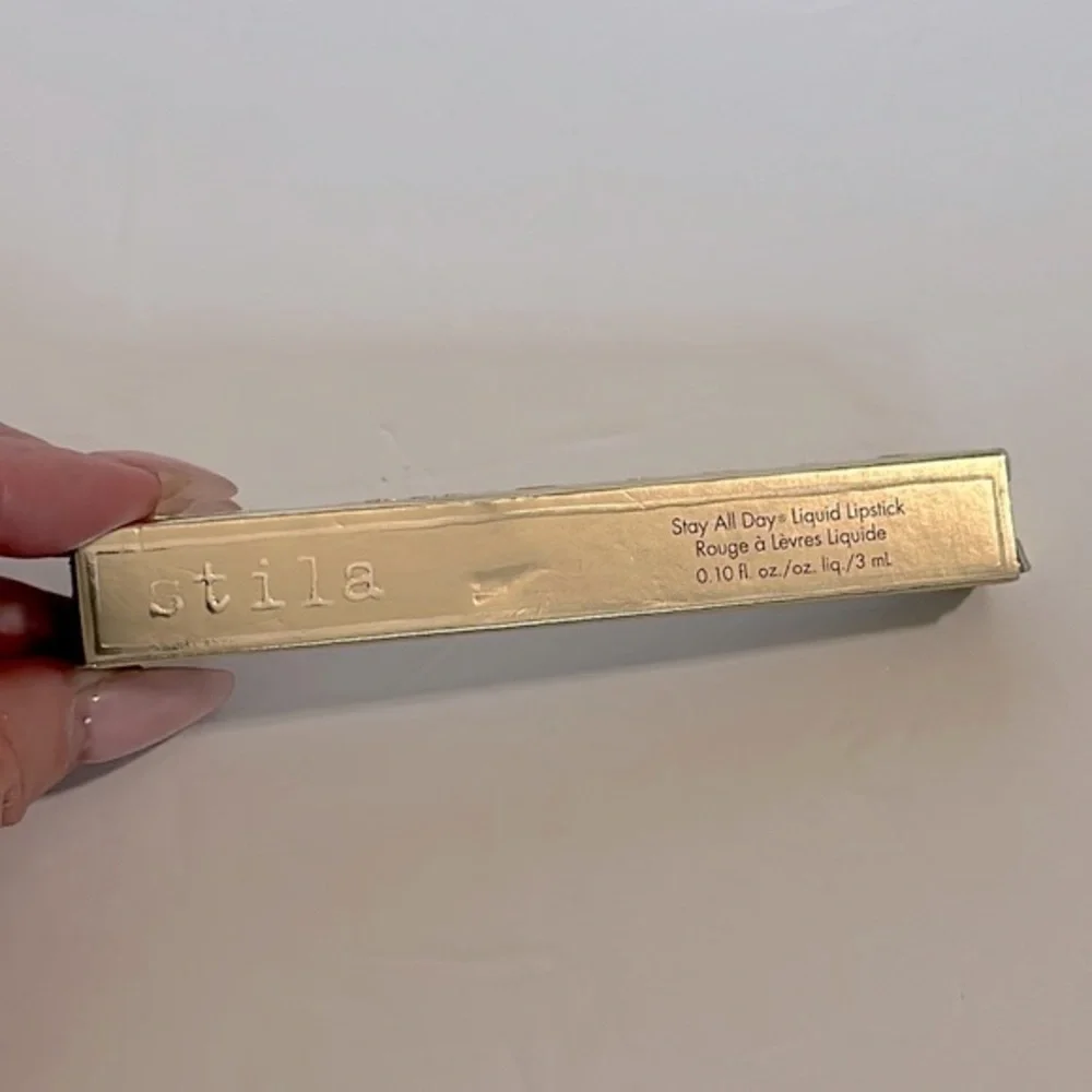 STILA Stay All Day® Liquid Lipstick IN BACCA NIB